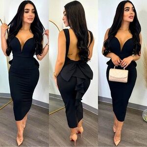 Black Ruched Bodycon Dress Sweetheart Neckline